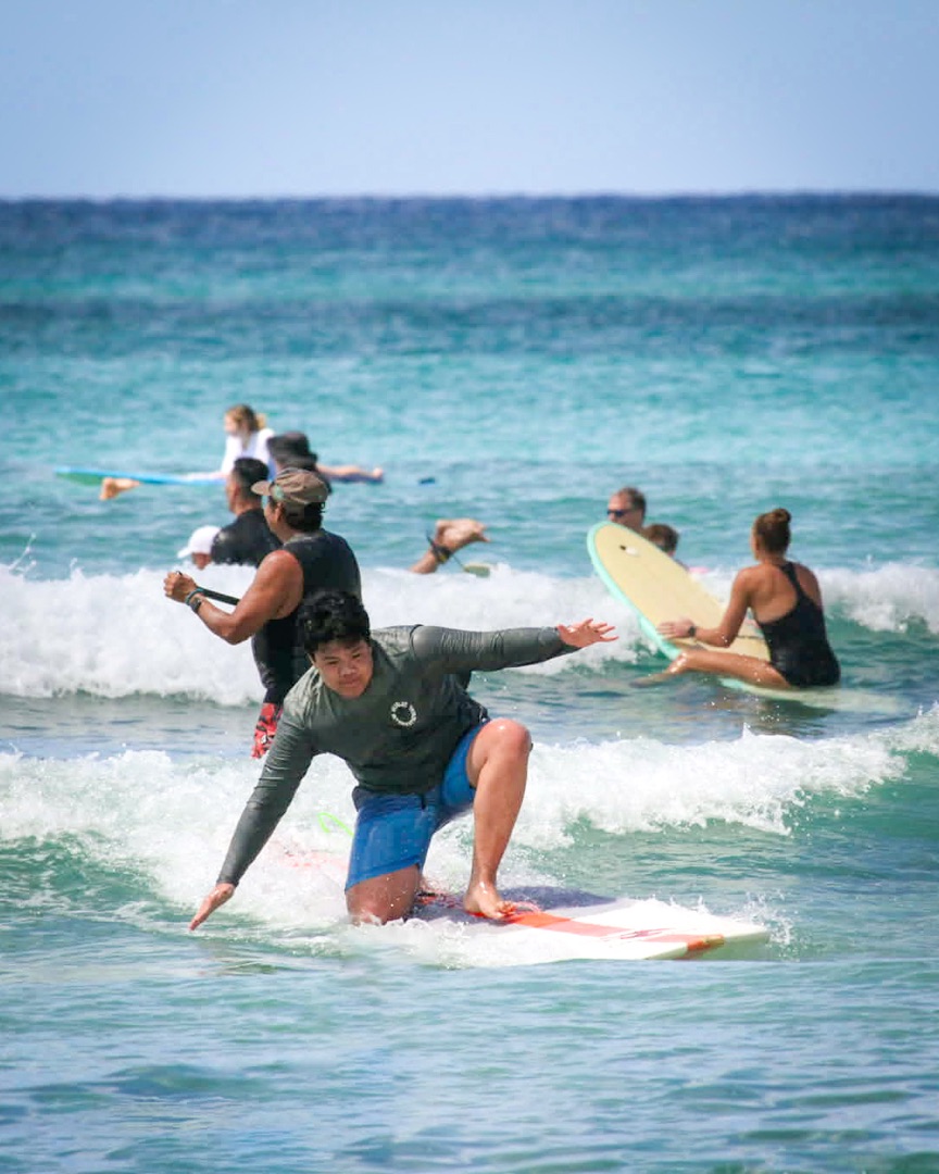 Learning to surf at Waikiki — up on the board!